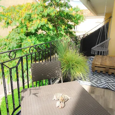 شقة Centre Carcassonne,sans Vis A Vis,terrasse,piscine قرقشونه