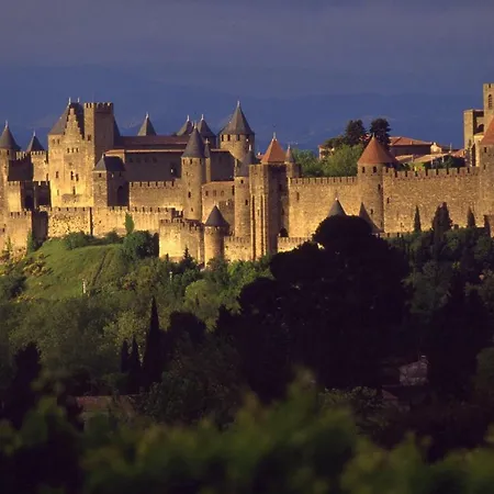 Centre Carcassonne,sans Vis A Vis,terrasse,piscine شقة قرقشونه
