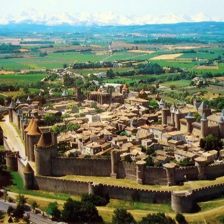 Centre Carcassonne,sans Vis A Vis,terrasse,piscine شقة